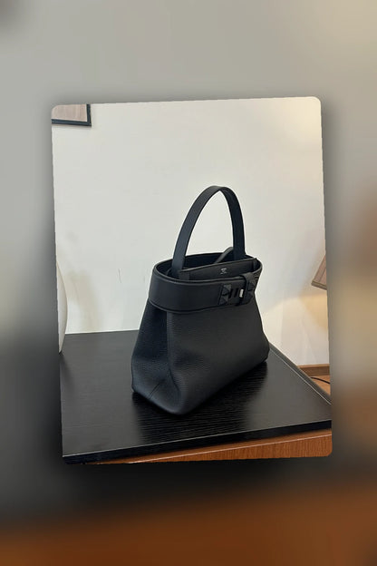 NB - HMS Bag - 1853
