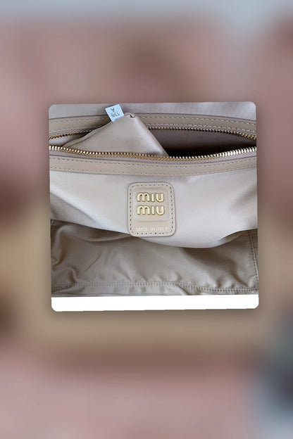 NB - MMU Bag - 757