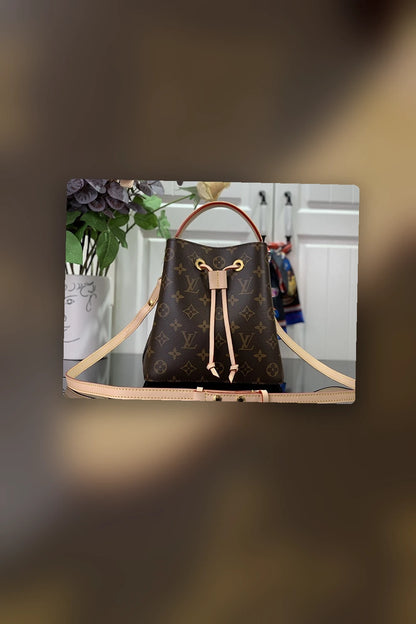 NB - LOV Bag - 1897