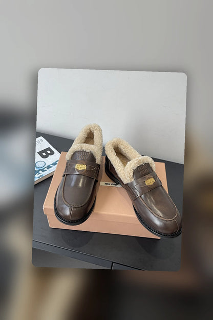 NB - MMU Women Shoes - 281