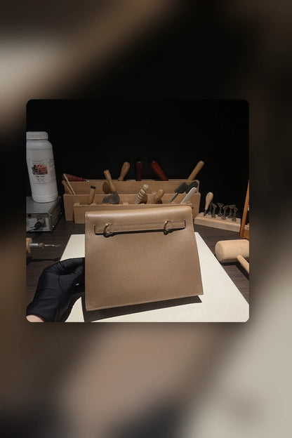NB - HMS Bag - 221