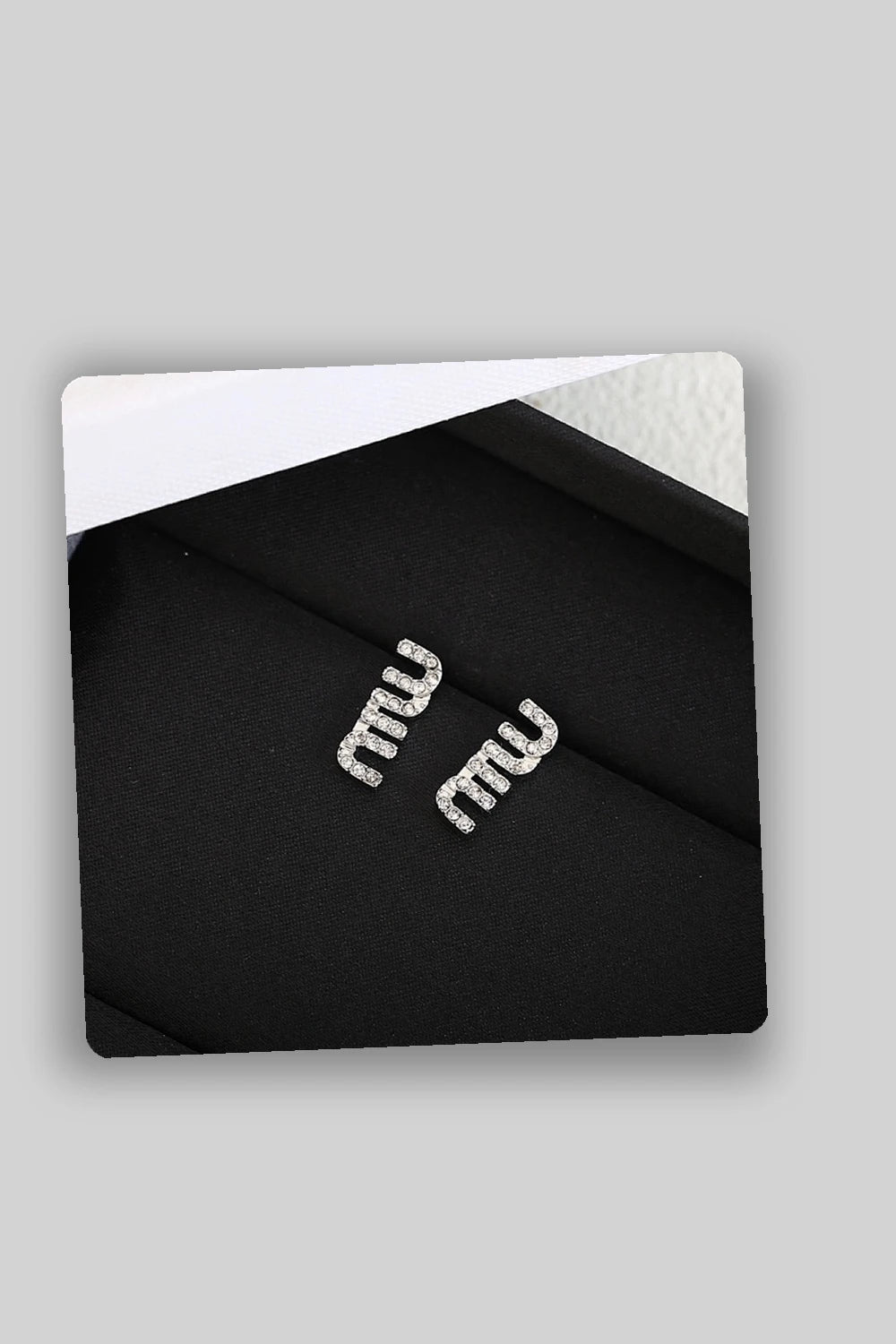 NB - MMU Jewelry - 079