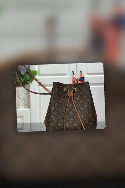 NB - LOV Bag - 1911