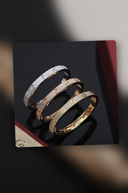 NB - CRA Jewelry - 020