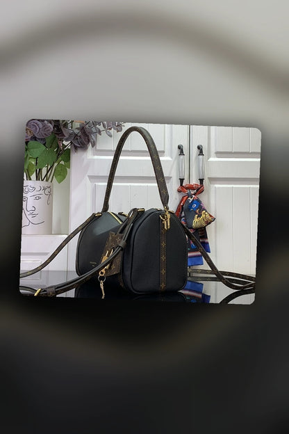 NB - LOV Bag - 1898