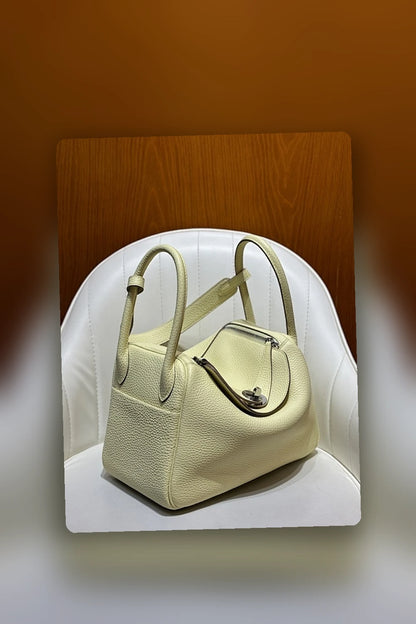 NB - HMS Bag - 242