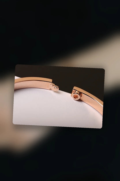 NB - CRA Jewelry - 245