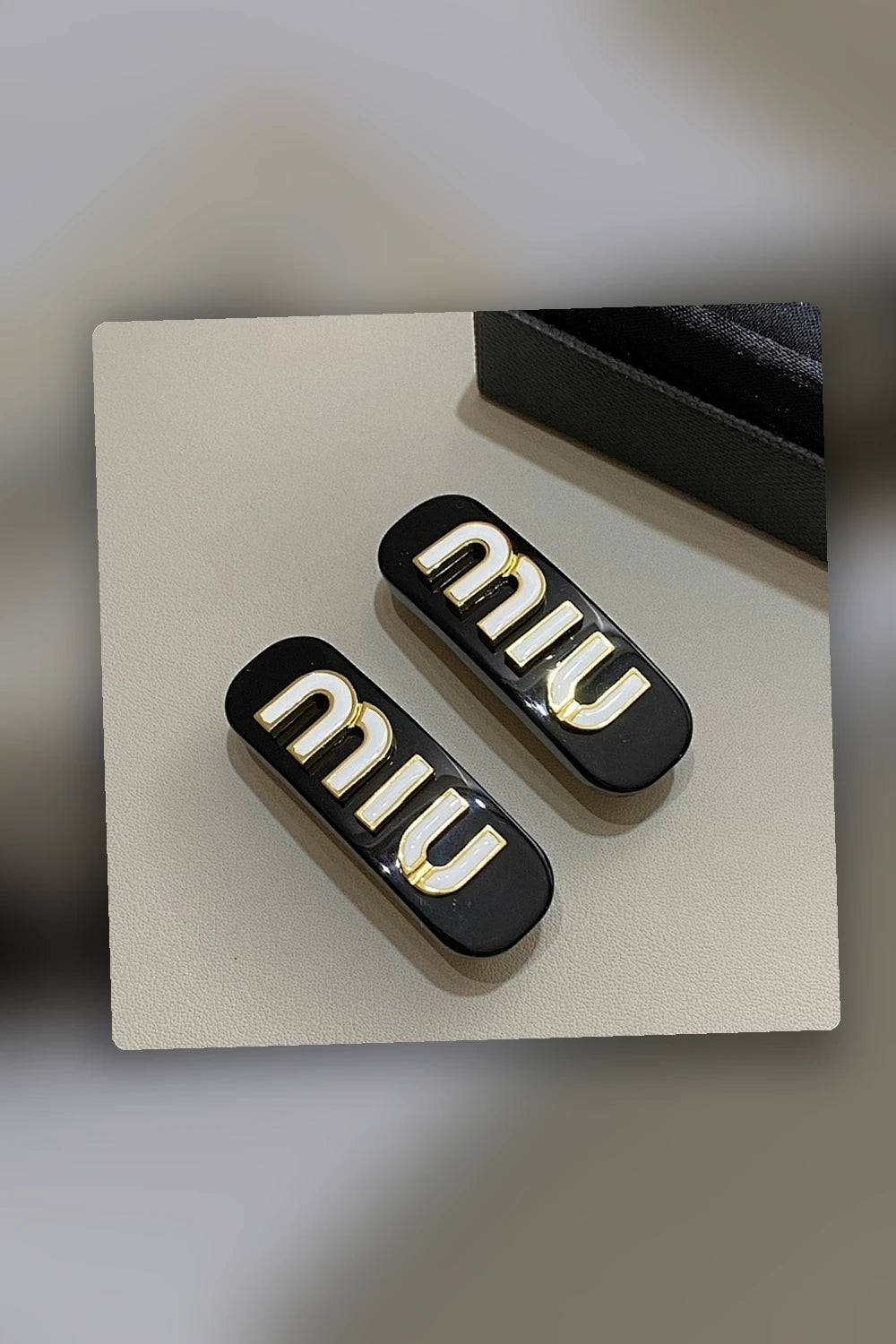 NB - MMU Jewelry - 430