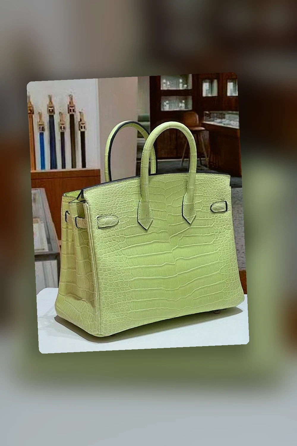 NB - HMS Bag - 601