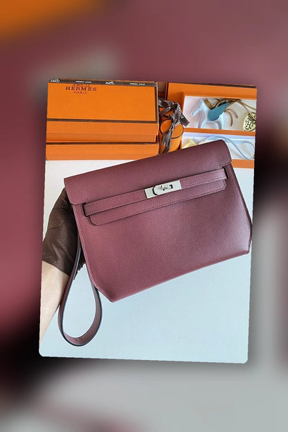 NB - HMS Bag - 1064