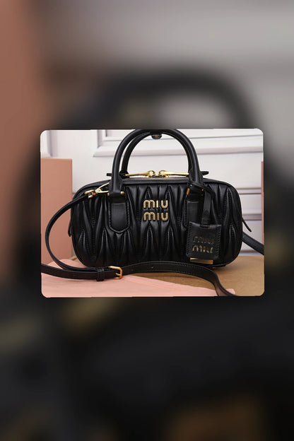 NB - MMU Bag - 663