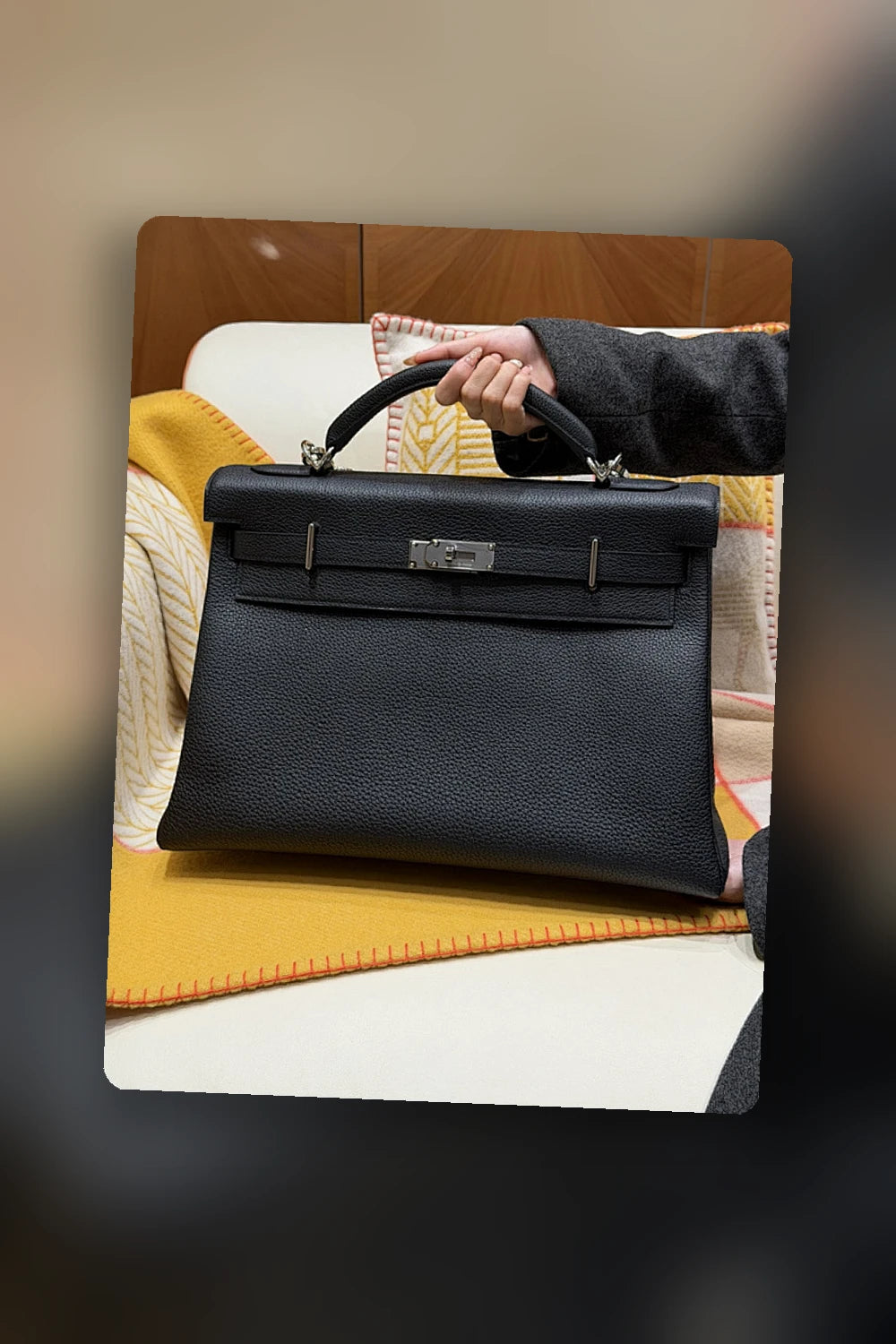 NB - HMS Bag - 1496