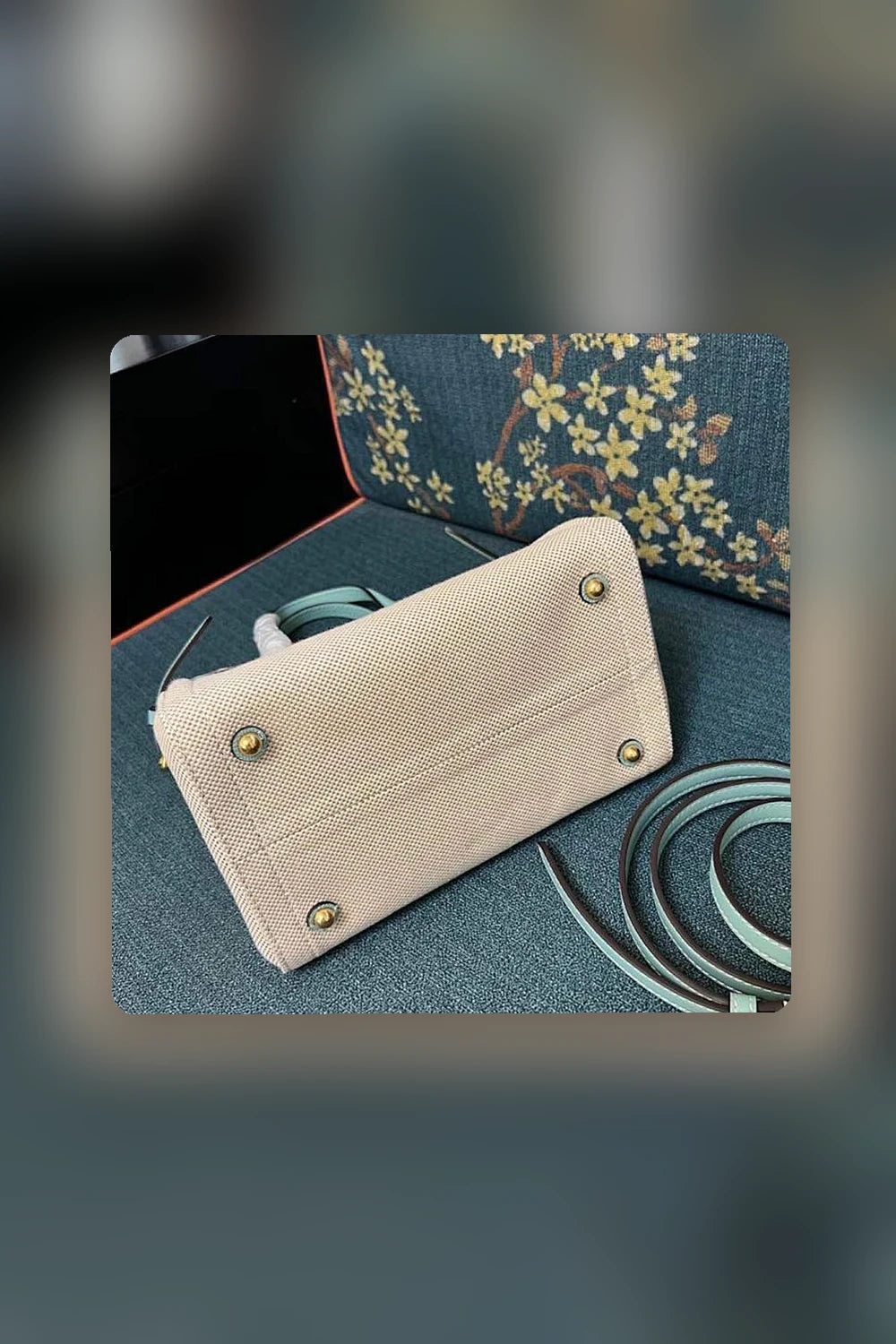 NB - VEL Bag - 215