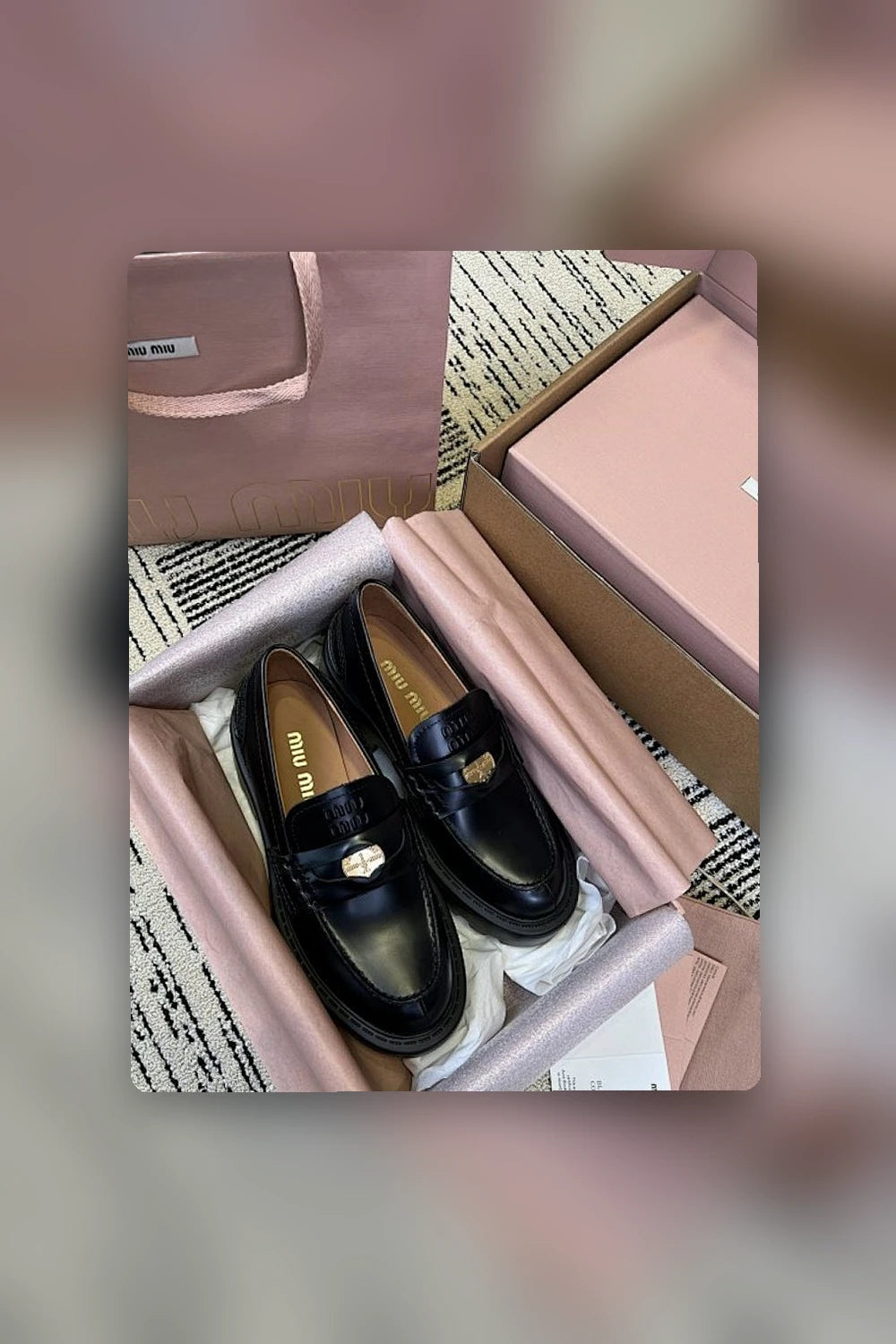 NB - MMU Women Shoes - 304