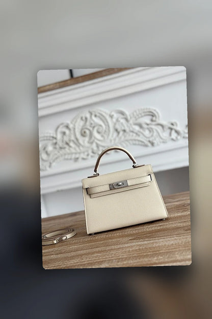 NB - HMS Bag - 814