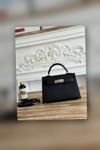 NB - HMS Bag - 733