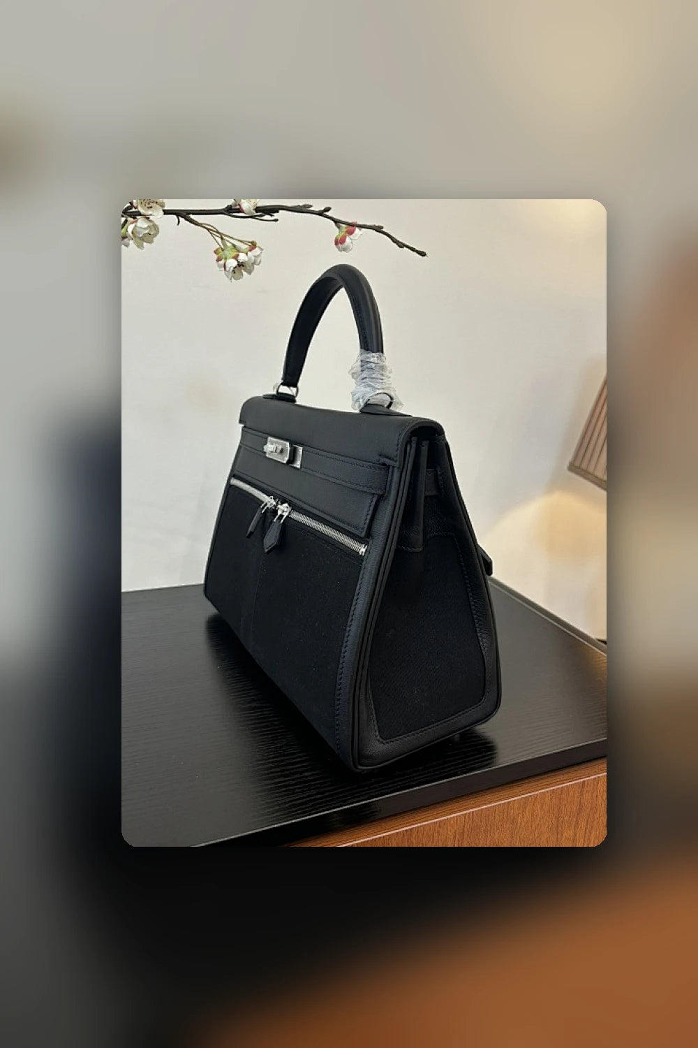 NB - HMS Bag - 411