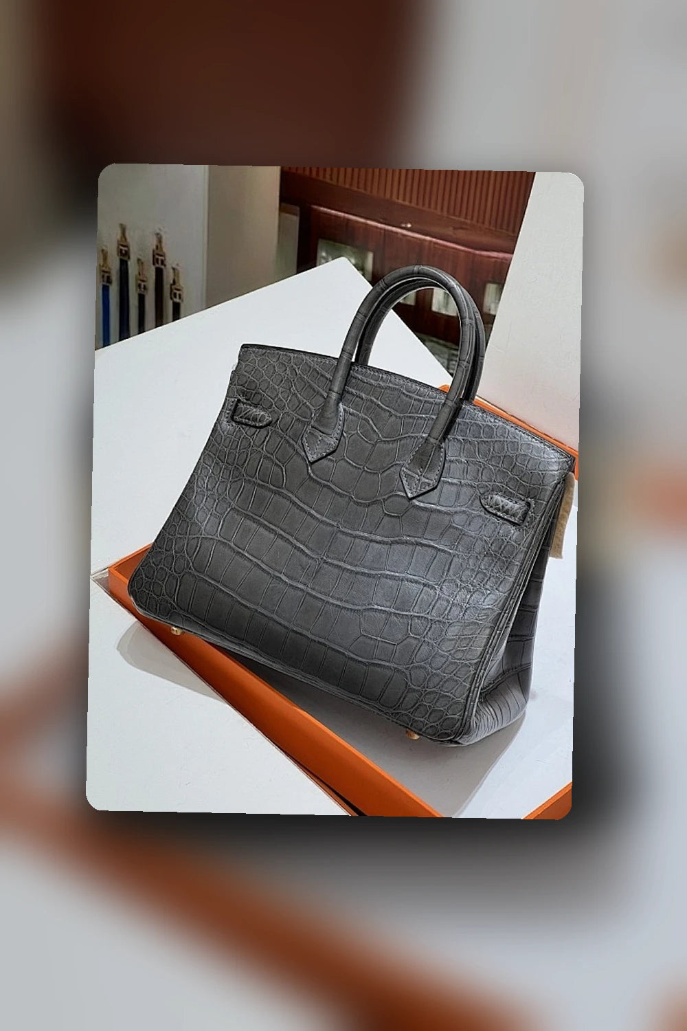 NB - HMS Bag - 604