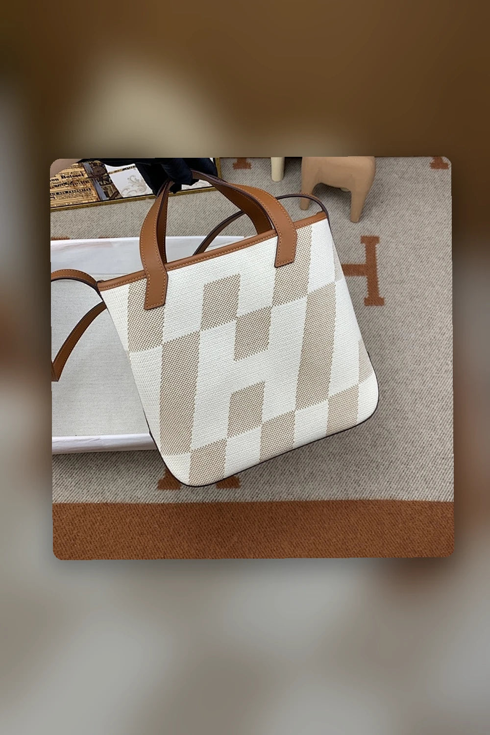 NB - HMS Bag - 424