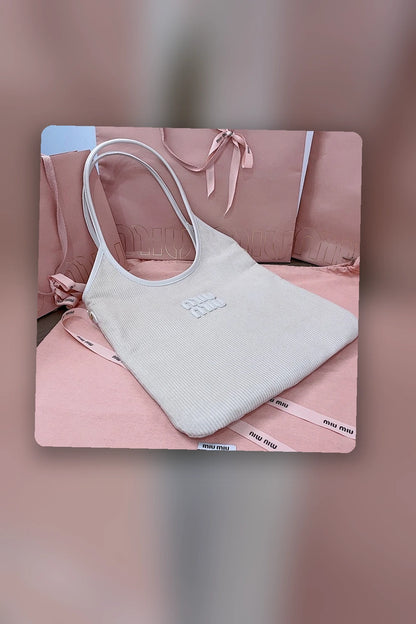 NB - MMU Bag - 223