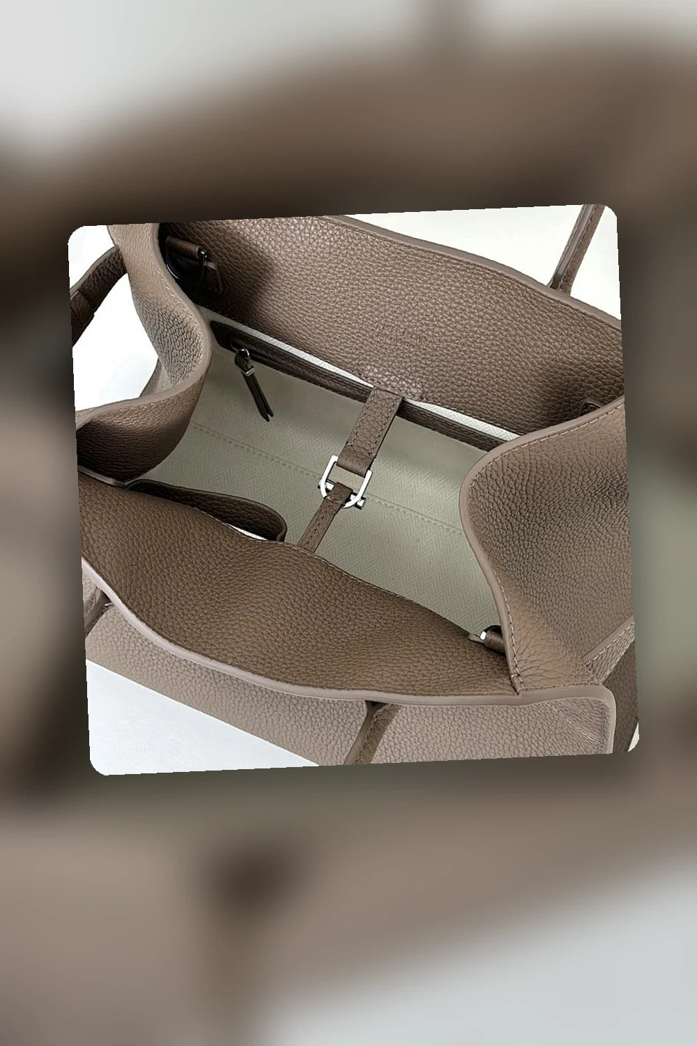 NB - THR Bag - 220