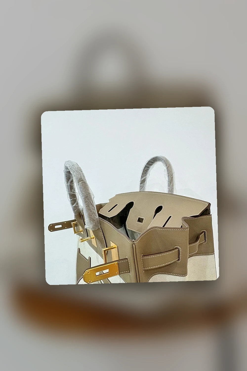 NB - HMS Bag - 1606