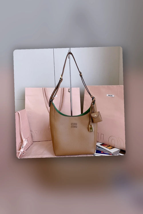 NB - MMU Bag - 588