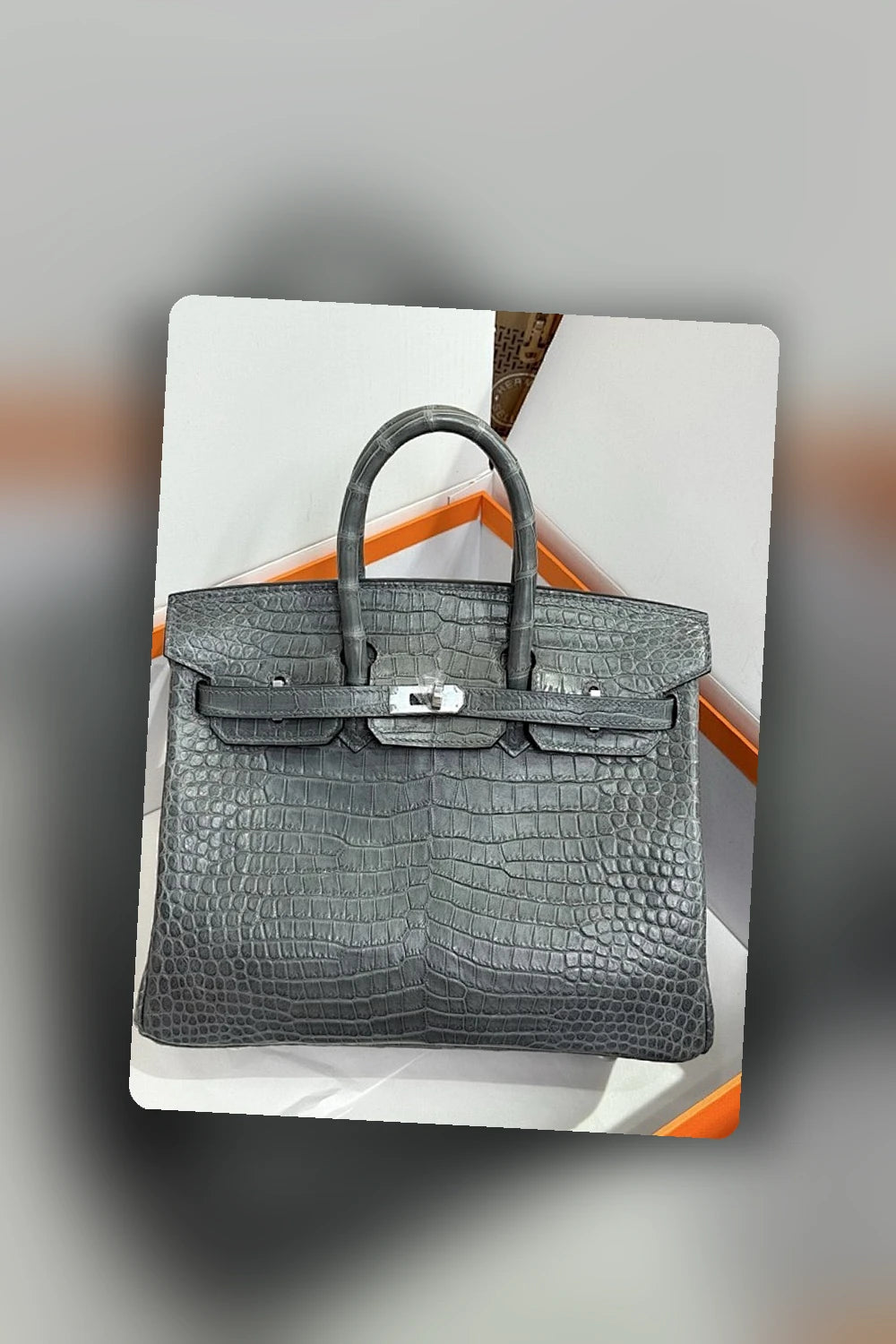 NB - HMS Bag - 299
