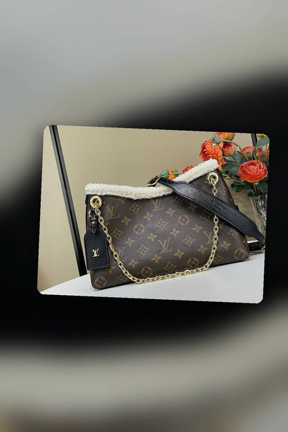 NB - LOV Bag - 1090