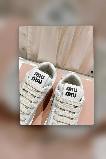 NB - MMU Women Shoes - 521