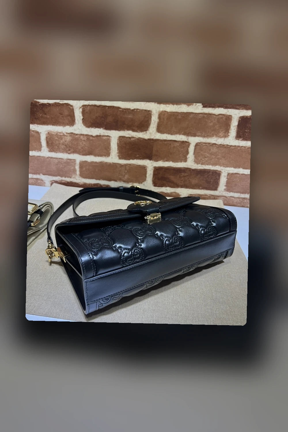 NB - GUKI Bag - 1023