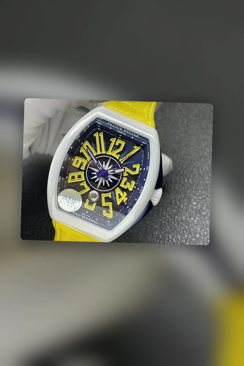NB - Mix Watch - 1053