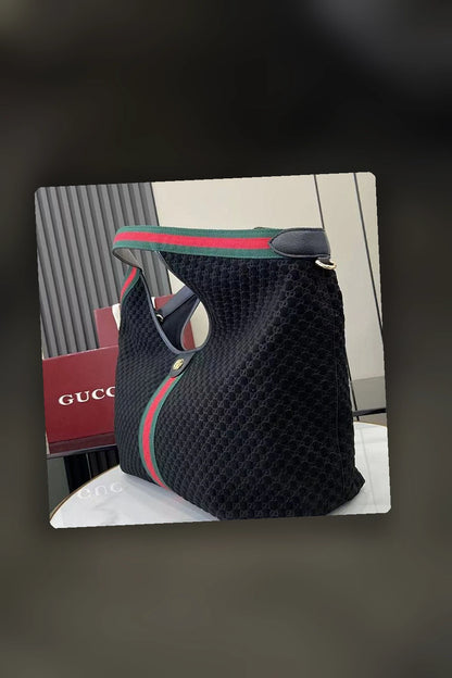 NB - GUKI Bag - 025