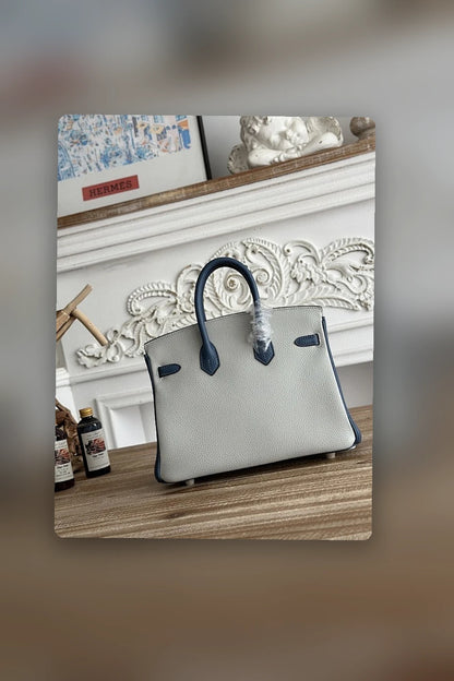NB - HMS Bag - 1652