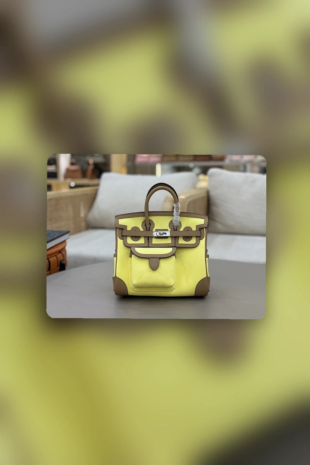NB - HMS Bag - 1046