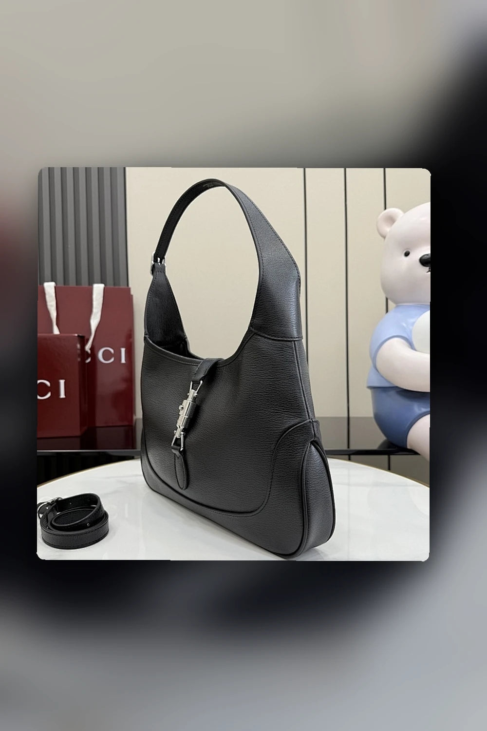 NB - GUKI Bag - 060