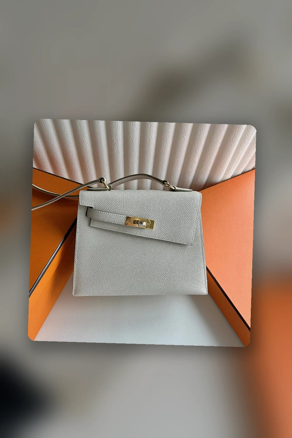 NB - HMS Bag - 255