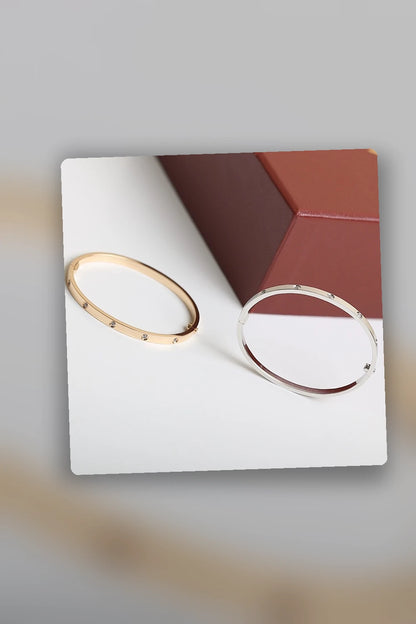 NB - CRA Jewelry - 239