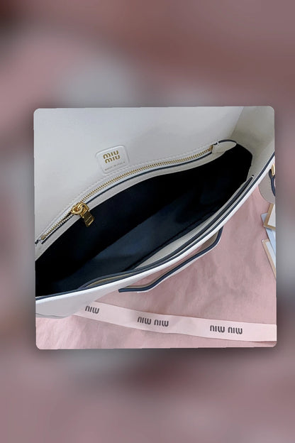 NB - MMU Bag - 706