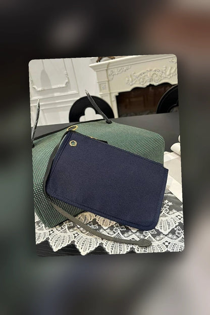 NB - HMS Bag - 1800