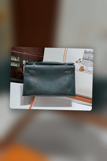 NB - HMS Bag - 663