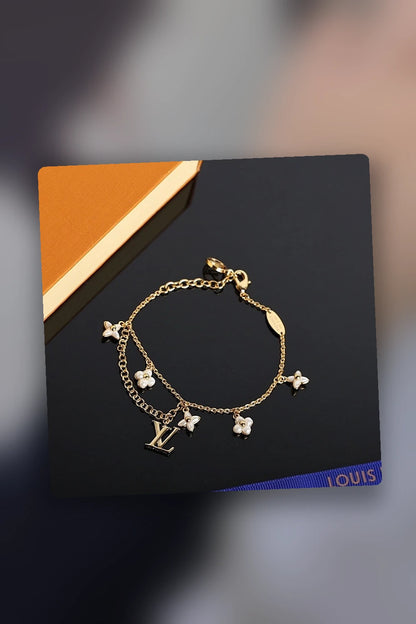 NB - LOV Jewelry - 698