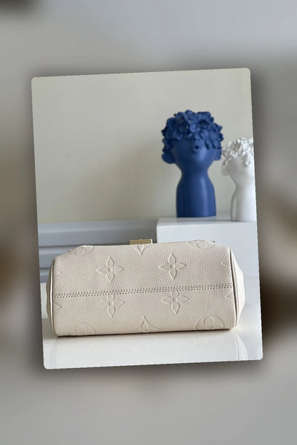 NB - LOV Bag - 719