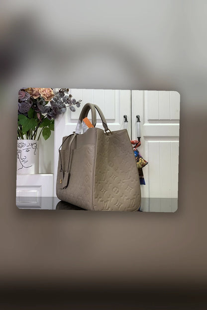 NB - LOV Bag - 1852