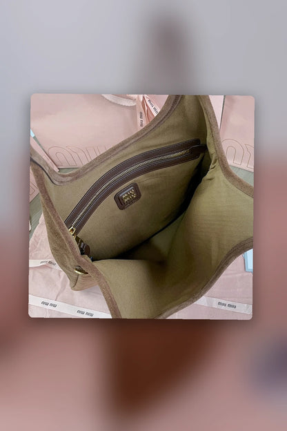 NB - MMU Bag - 701