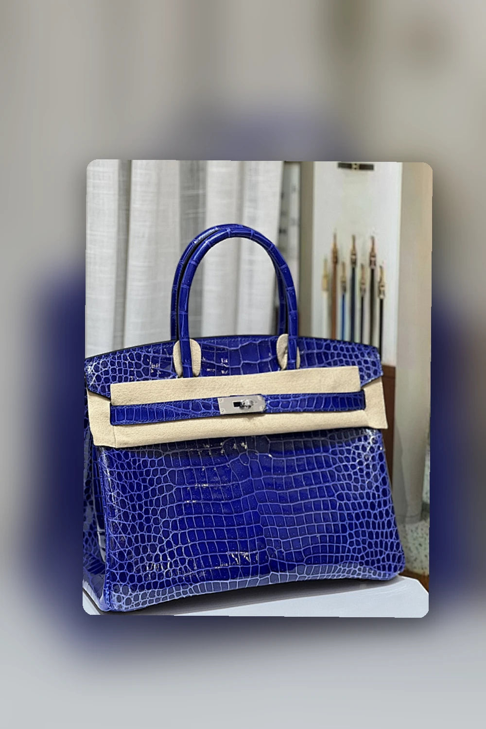 NB - HMS Bag - 565