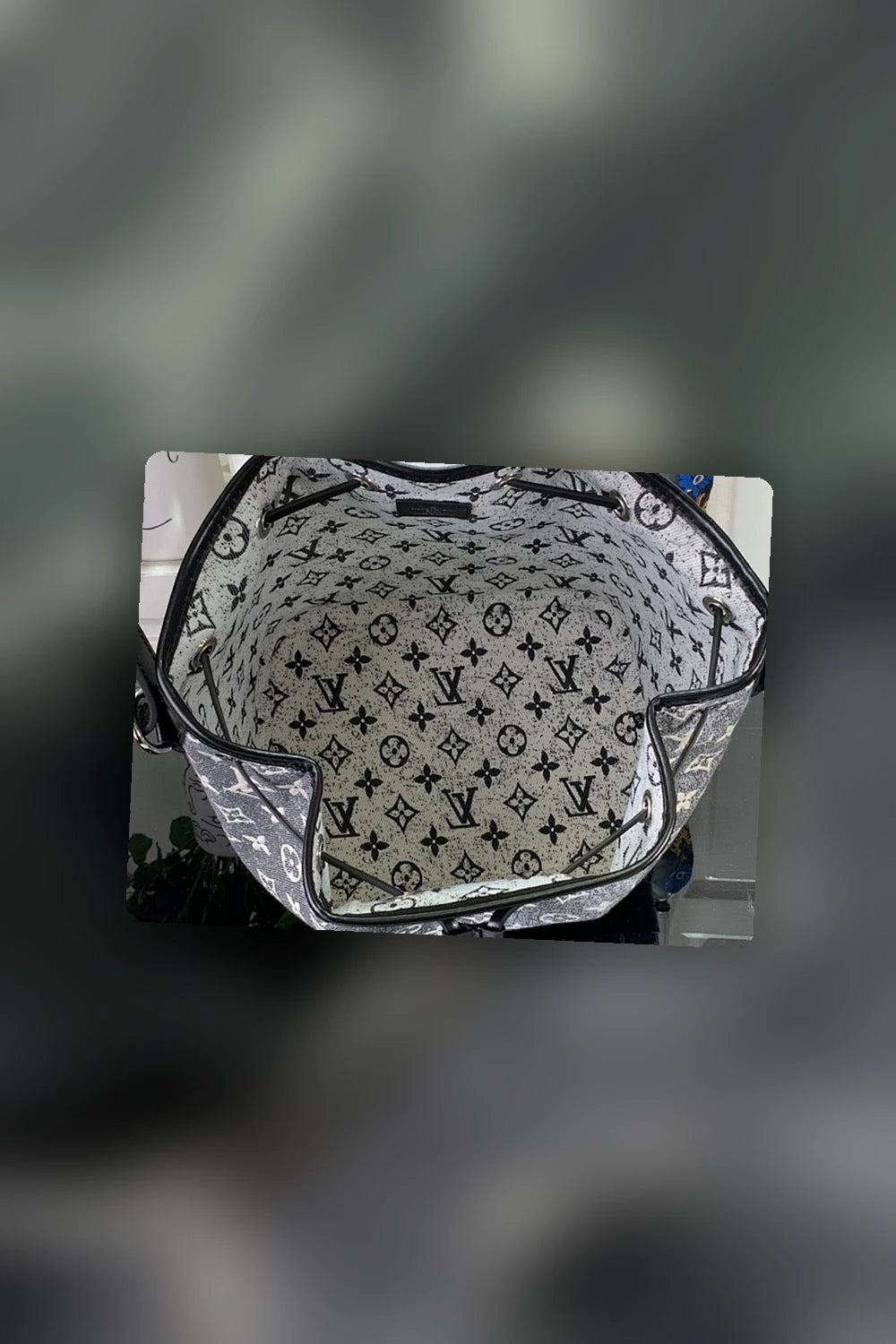 NB - LOV Bag - 1917