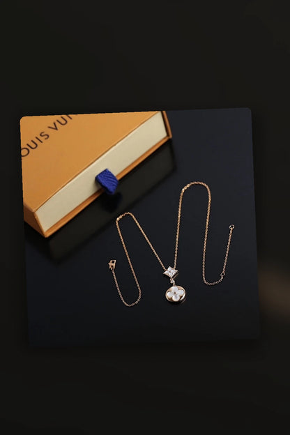 NB - LOV Jewelry - 013