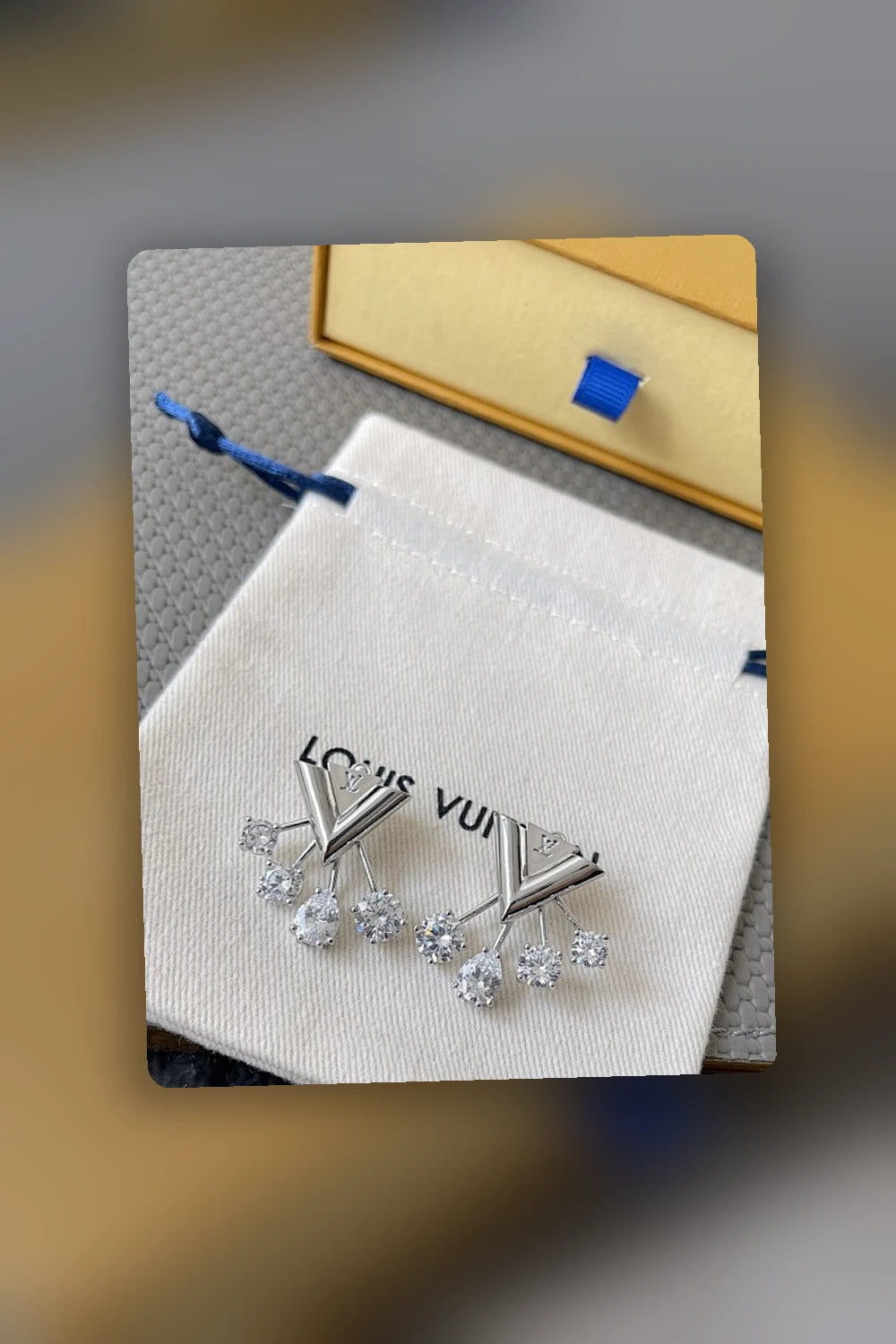 NB - LOV Jewelry - 583