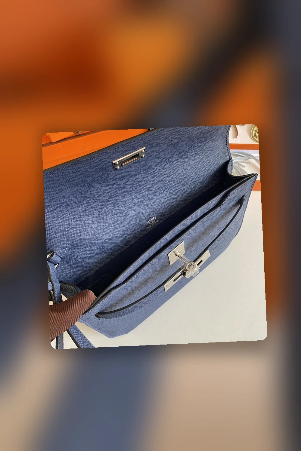 NB - HMS Bag - 1067